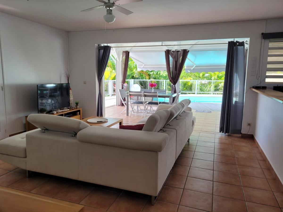 סן-פרנסואה Villa Ste Marthe Avec Piscine, Grande Terrasse, Jardin Intime Et Citerne D'Eau מראה חיצוני תמונה