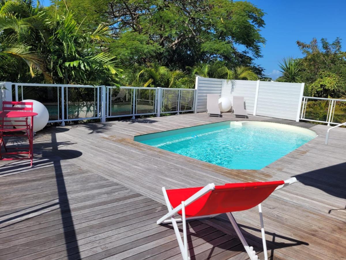 סן-פרנסואה Villa Ste Marthe Avec Piscine, Grande Terrasse, Jardin Intime Et Citerne D'Eau מראה חיצוני תמונה