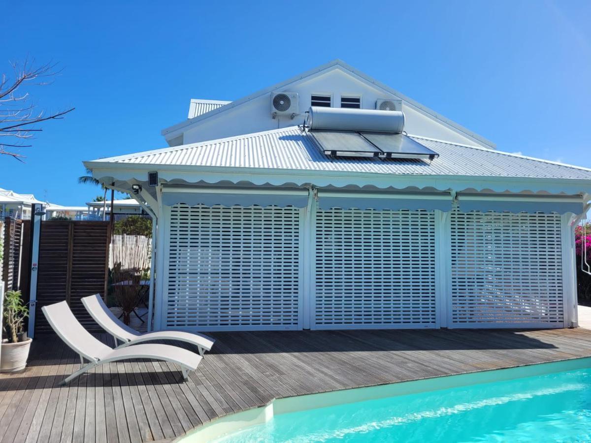 סן-פרנסואה Villa Ste Marthe Avec Piscine, Grande Terrasse, Jardin Intime Et Citerne D'Eau מראה חיצוני תמונה
